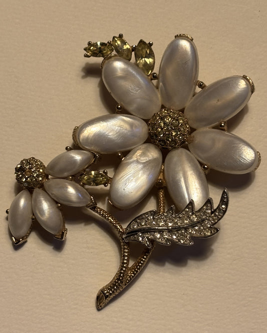 Pearl Petal Garden Bloom